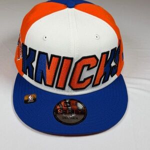 New York Knicks Hat Cap Mens
Snapback Adjustable NBA New Era 9Fifty
Blue Orange
